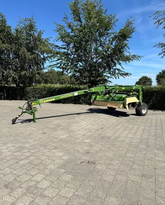 Krone Mährwerk, косилка John Deere, Arion, Case Puma 1