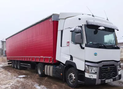 Renault 460 тягач 2017 й 440минг пробег 1