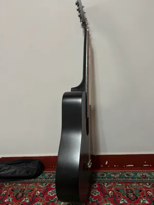 gitara sotiladi qora 4