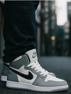 Продаются мужские кроссовки Nike 1