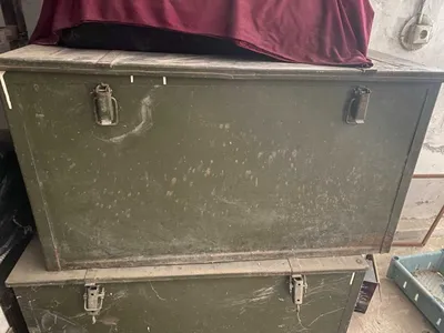 Продам металлический ящик с отсеками 1