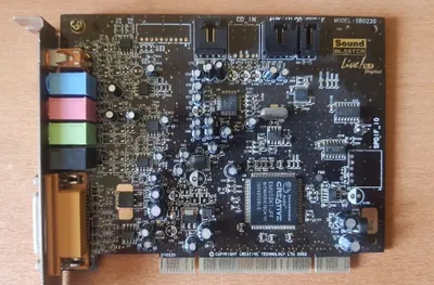 Звуковая карта PCI Creative SB0220 1