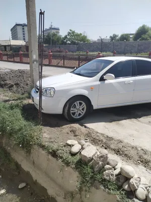 Лёгковая автомобиль 1