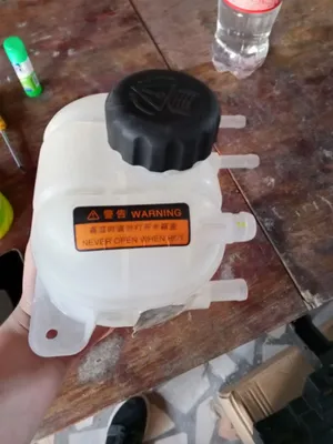 Suv bachoq Dongfeng EP 008 1
