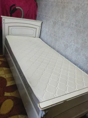 Односпальная кровать