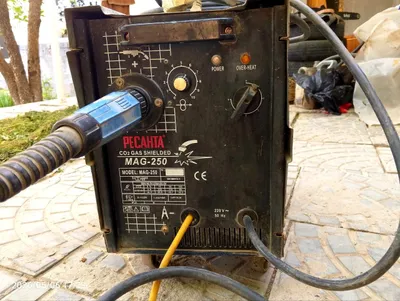 Продаётся сварочный аппарат. 1