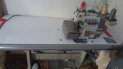 Срочно продаётся оверлок 1