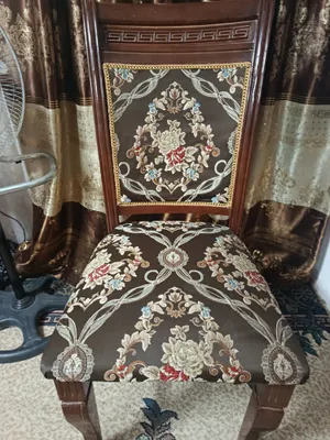 Продаются стол и стулья, состояние хорошее, 14 стульев 1