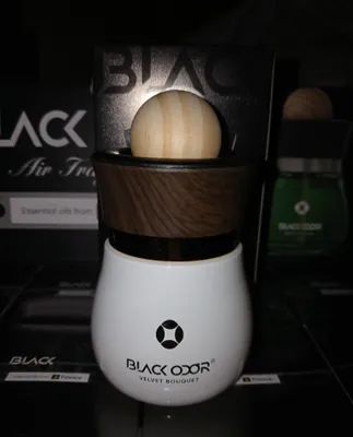 На этом изображении — ароматизатор BLACK OUD – Velvet Bouquet 1