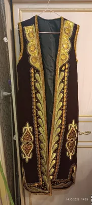 Зарский чапан для невест 1