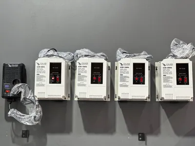 Стабилизатор напряжения SAAB ACDR 2000  220 volt 1