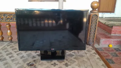 Televizor sotiladi. 1