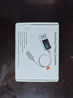 Handheld Pulse Oximeter (Portativ qoʻl pulsoksimetri)