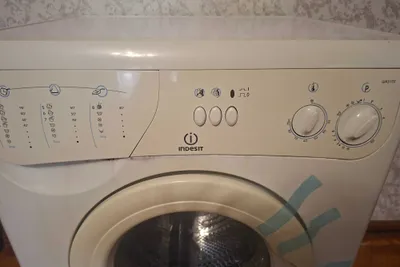 Indesit kir yuvish mashinasi — ishlaydi 1