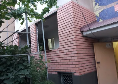 Balkonga g'isht teramiz 1