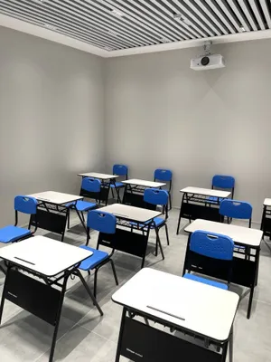 O‘quv markazi uchun parta va stul / Partalar 1