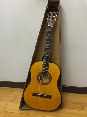 Gitara mutlaqo yangi 1