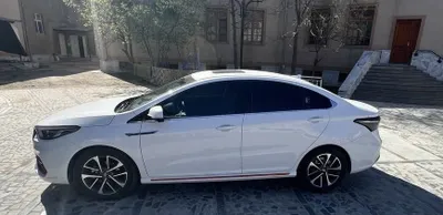 Продается машина chery arrizo6 1