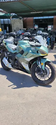 Sport bike matatsikl 1