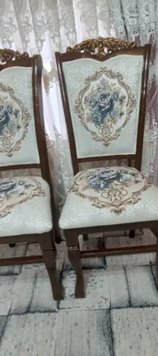 Продаются стол и стулья, состояние отличное 1