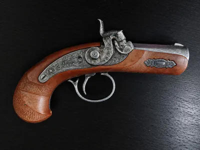 Designer Pinaler No: 1610 сувенир пистолет 1