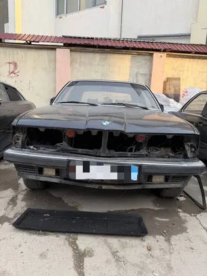Продам авто BMW E23 1