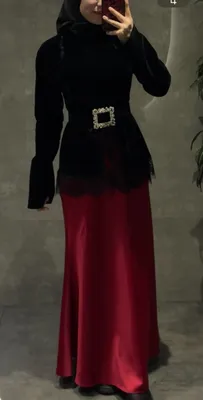 ayollar kostyumi