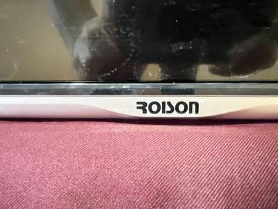 Тв Roison 43 на запчасти. экран синган 1