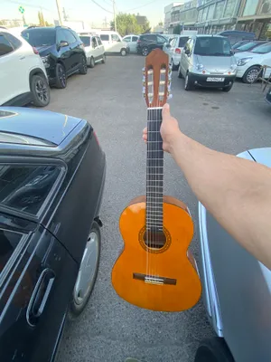 gitara sotiladi 1