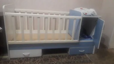Детская кроватка не ДСП, дерево 165см.65см. 1