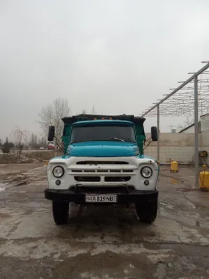 Продаётся ЗИЛ 1989 года 1