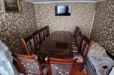 Продаётся комплект стол и стулья 1