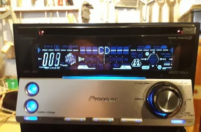 Авто магнитола PIONEER.