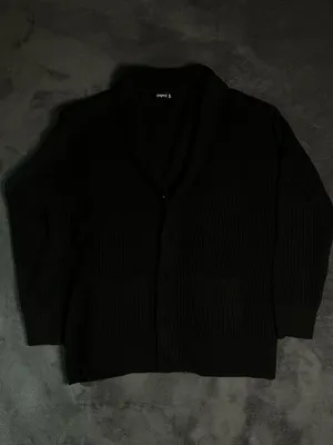 Qora klassik kardigan, 2XL o‘lcham