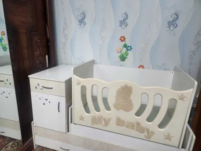 Детская кроватка