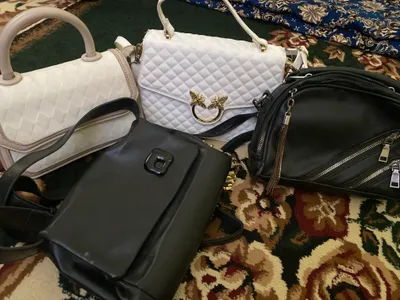 sumka ayollar uchun hammasi 70000 1