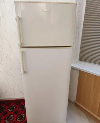 Холодильник в хорошем состоянии, не повреждён 1