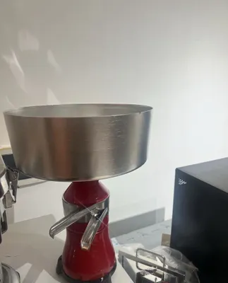 Sutdan mazali va tabiiy qaymoq ajratib oling! Separator 1
