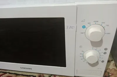 Продаётся микроволновка хорошо работает один месяц гарантия есть 1
