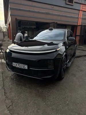 Li9 Ultra, рестайлинг 2025/2026 1