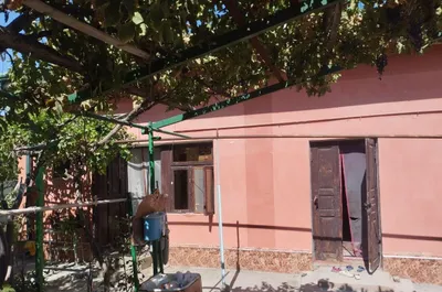 Navoiy, Narpay sentr hududida 8 sotih, 5 xonali uy sotiladi ! 1