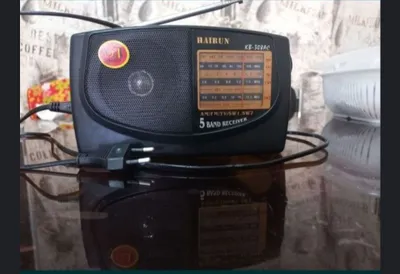 Radio shoshilinch sotiladi