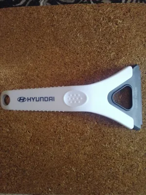 Avtomobil oynalarini tozalash uchun qirg‘ich. Original 1