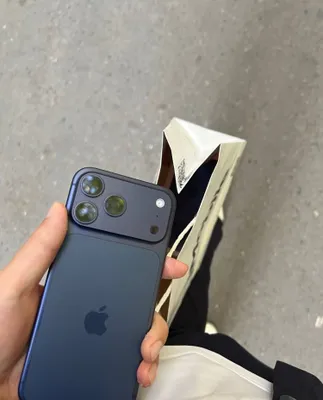 Iphone 17 pro max 1