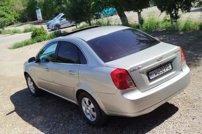 Lacetti1.8 yili 2009 xolati ideal 1