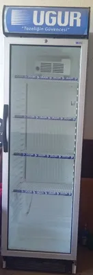 Витринный холодильник