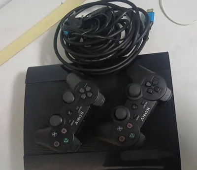PlayStation 3 super slim 1