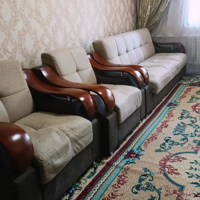 Yoyiladigan divan + 2 ta kreslo yaxshi holatda 1