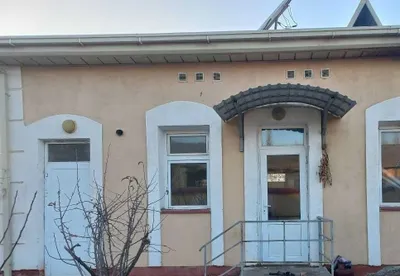 Продаётся коттедж на 2 сотках 1
