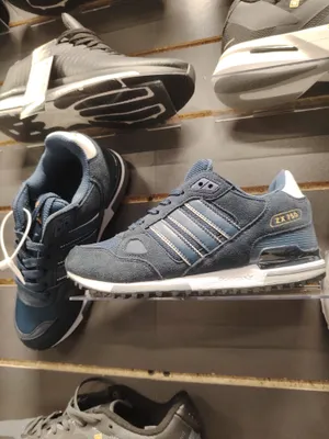 Кроссовки adidas